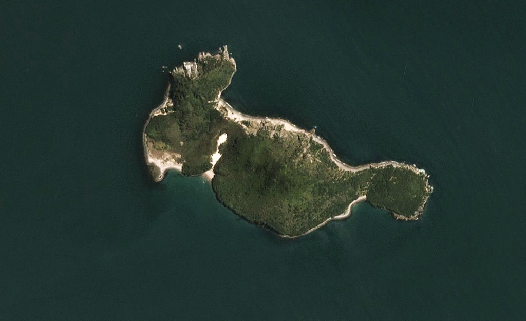 Moutohorā Island (Whale Island) is 11 km offshore from Whakatane in New Zealand, seen in this 21 November 2019 Sentinel-2 satellite image (N is at the top). The 2.5-km-long (E-W direction) island has three main features: East Dome, the Central Dome complex, and the northwestern Pa Hill. Satellite image courtesy of Planet Labs Inc., 2019 (https://www.planet.com/).