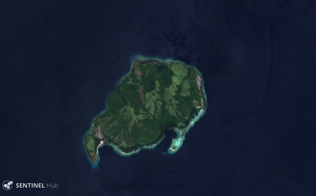 Mare is shown in this 28 September 2018 Sentinel-2 satellite image (N is at the top). It is part of a chain of volcanic islands alongside Halmahera, Indonesia, and is between Tidore to the north and Moti to the south. The maximum diameter of the island is approximately 4 km. Satellite image courtesy of Copernicus Sentinel Data, 2018.