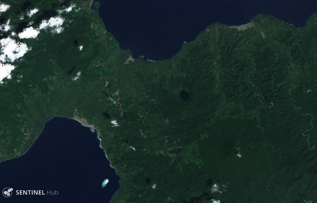 The summit of Bukit Bibinoi (Bibinoi Hill) is about 4 km SE of the lake-filled 600-m-diameter Songa crater visible in this 11 January 2019 Senitnel-2 satellite image (N is at the top). The Bukit Lansa cone is to the NW. Satellite image courtesy of Copernicus Sentinel Data, 2019.