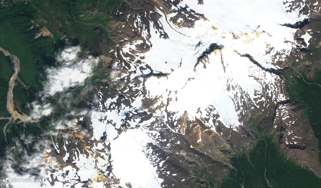 Stepovak Bay 3 is part of the Stepovak Bay Group on the western Alaska Peninsula. The group is located along a NE-trending ridge, seen here in this 17 August 2019 Sentinel-2 satellite image (N is at the top), which is approximately 14 km across. Satellite image courtesy of Copernicus Sentinel Data, 2019.