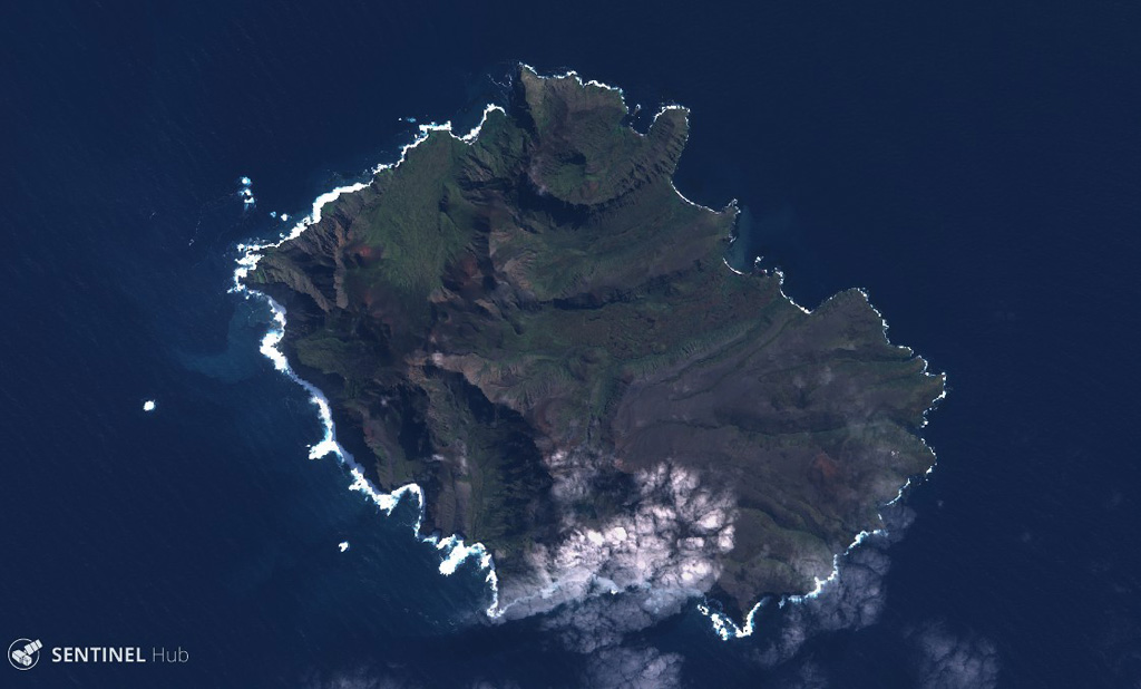 The volcanic units of Ile de la Possession largely formed between around 5 and 0.5 million years ago, shown in this 30 March 2019 Sentinel-2 satellite image (N is at the top). The island is part of the Crozet Archipelago and has been through five main cycles of eruptive activity and erosion including glacial valley formation. More recently, scoria cones and lava flows formed, as well as the collapse of part of the western flank. Satellite image courtesy of Copernicus Sentinel Data, 2019.