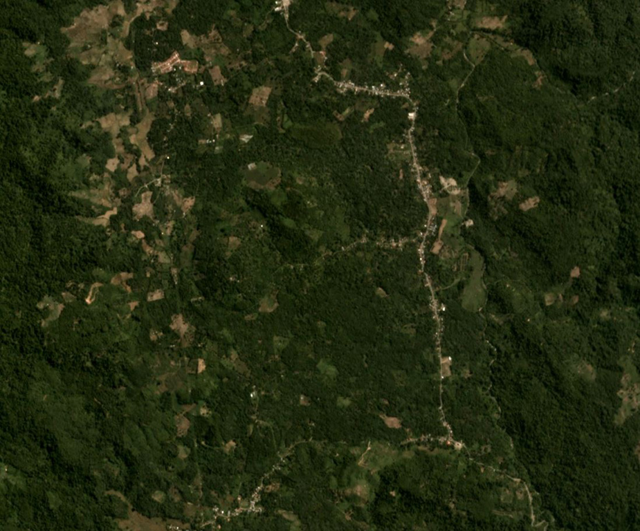 The Sarik cone of the Sarik-Gajah volcanic complex is near the center of this May 2019 Planet Labs satellite image monthly mosaic (N is at the top; this image is approximately 5 km across). The Gajah cone is around 6 km SW. Satellite image courtesy of Planet Labs Inc., 2019 (https://www.planet.com/).