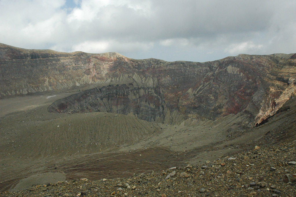 Volcano photo slideshow