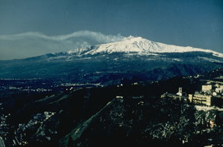 mount etna eruption 1991 case study