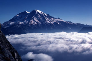 mount rainier eruption