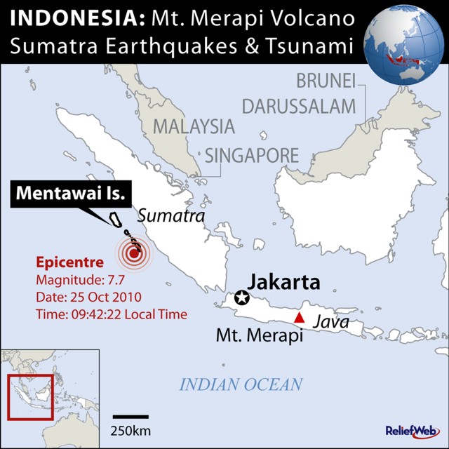 Indonesia's Mount Merapi volcano erupts, covering villages in ash_50.1